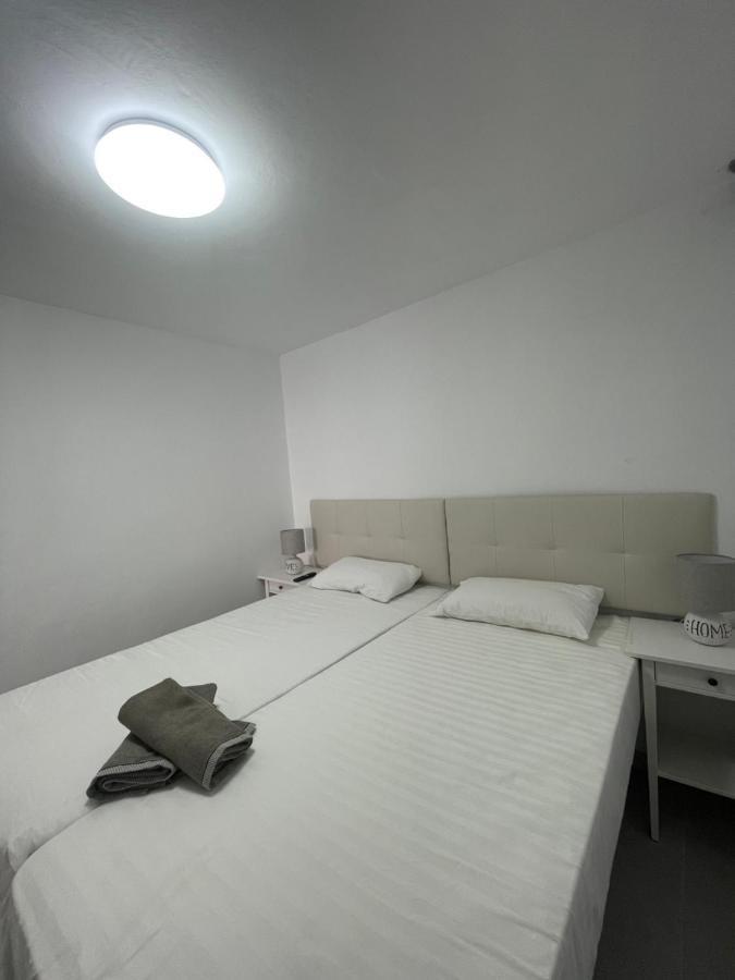 Apartamentos Elena Lajares Exterior photo