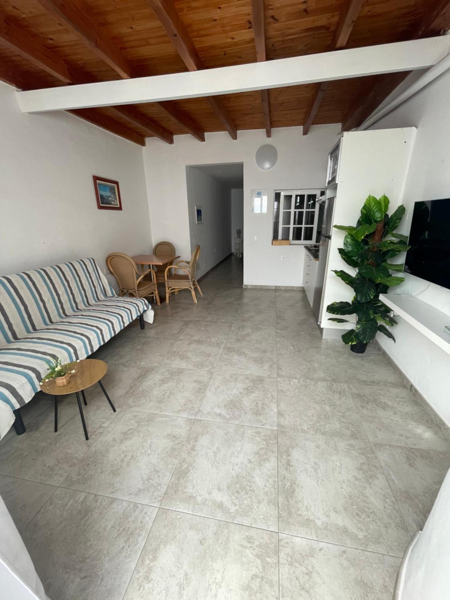Apartamentos Elena Lajares Exterior photo
